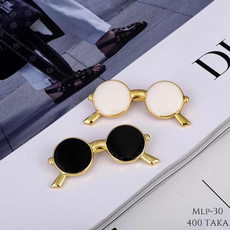 Round Sunglass Shaped Metal Lapel Pin With Golden Frame. MLP-30