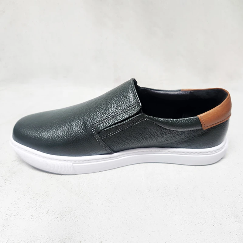 Lightweight  Leather Sneaker