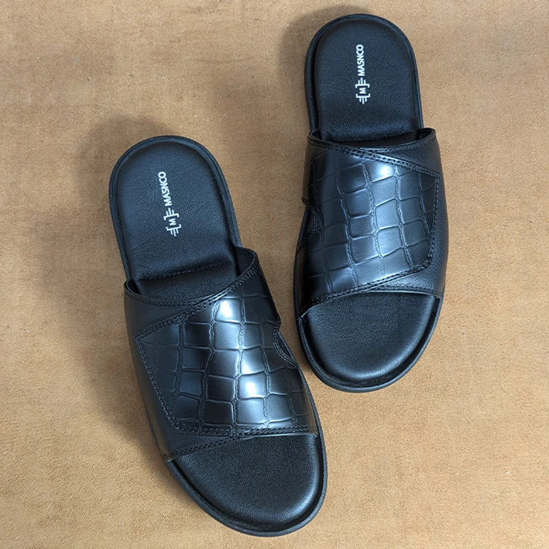 Premium Leather Slider - Image 4