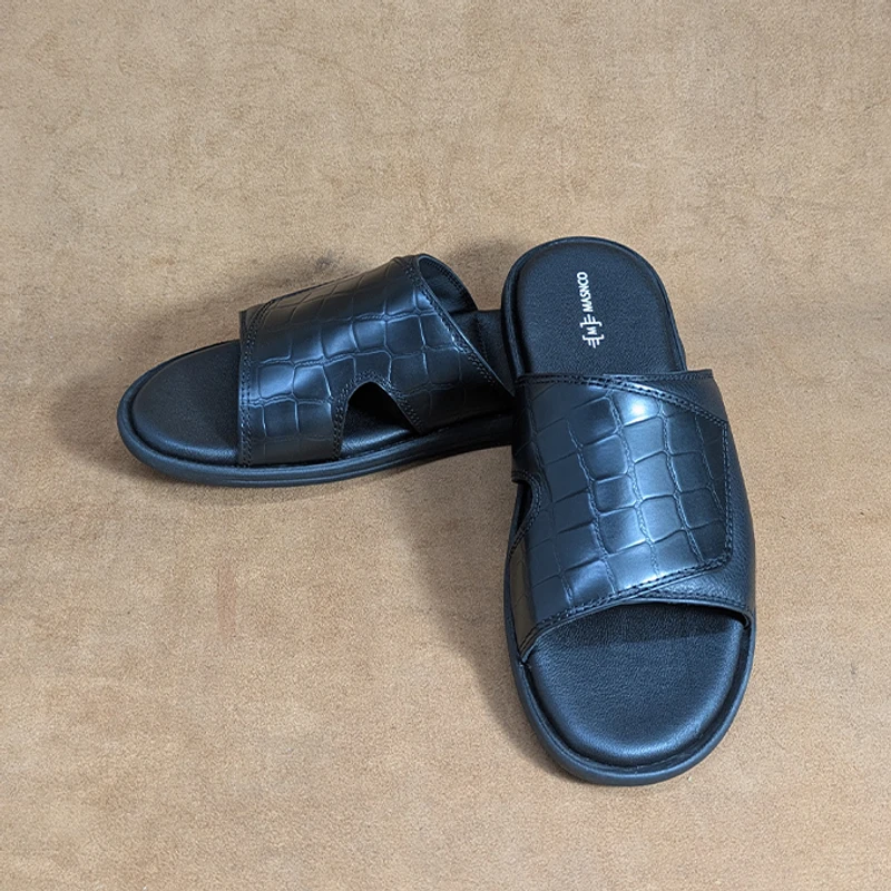 Premium Leather Slider - Image 7