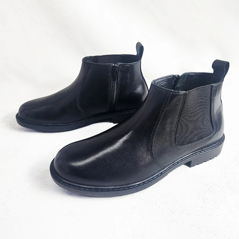 Men’s Leather Chelsea Boot with Chain - Image 3