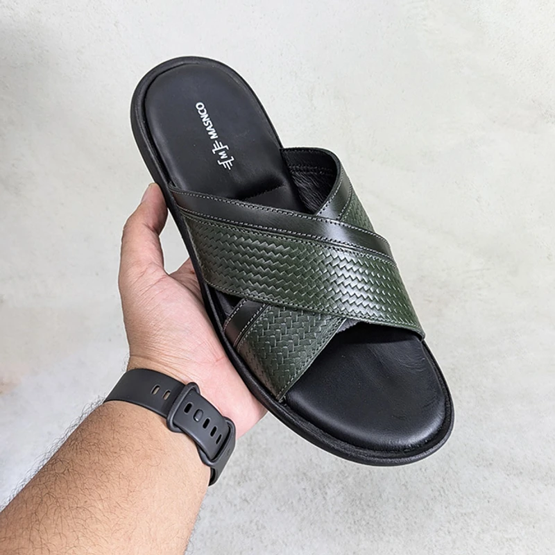 Crossover Strap Sandal In Green