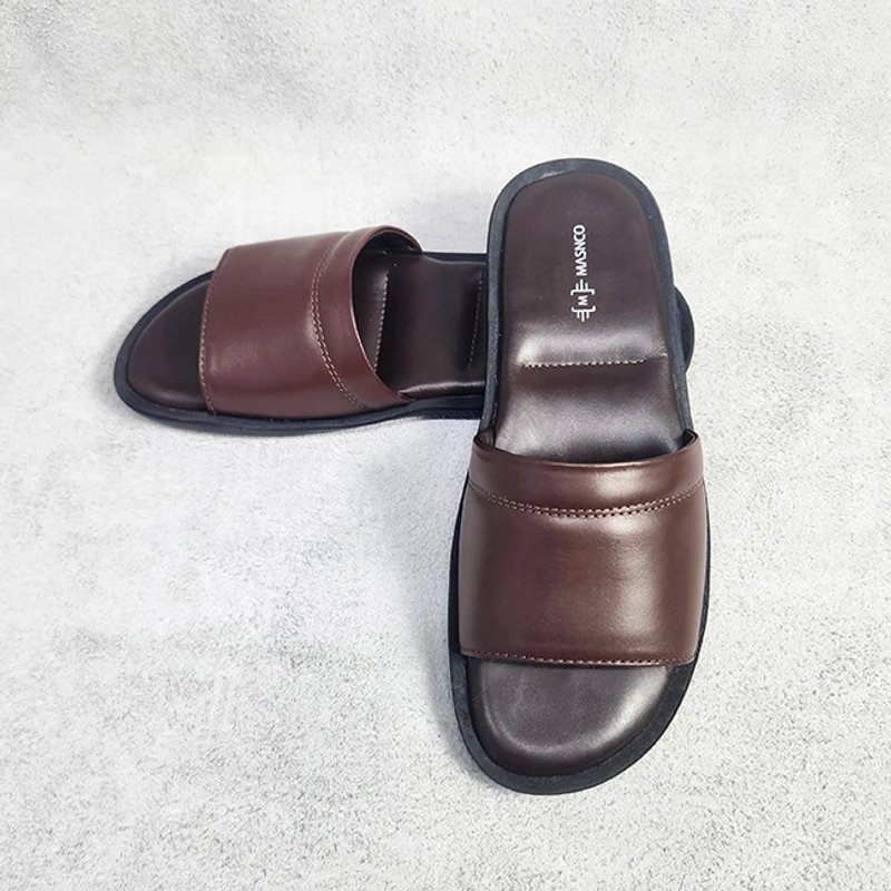Leather Slider with maximum comfort in Brown