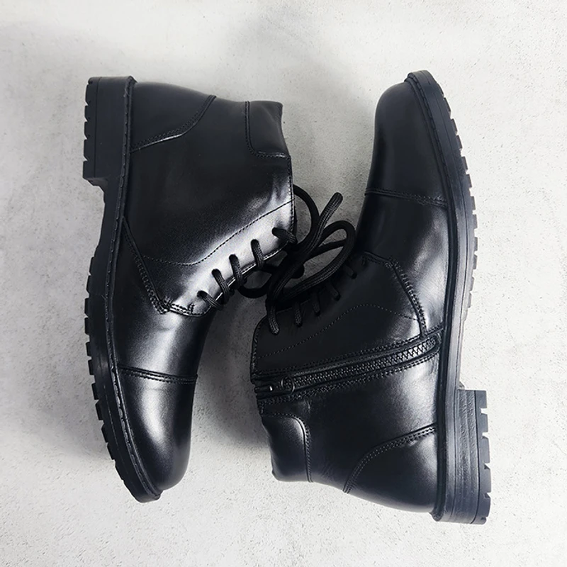 Men’s Leather Boot With Chain - Image 4