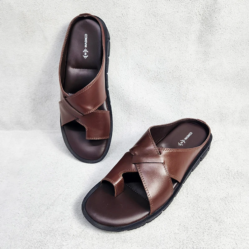 Lightweight Leather Sandal in Dark Brown