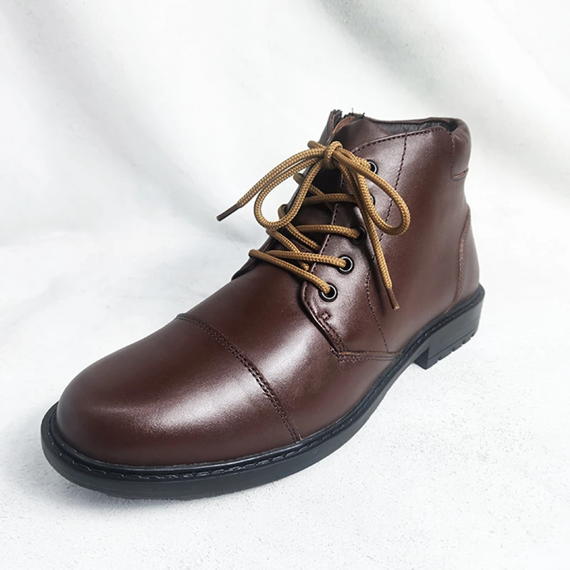 Men’s Leather Boot With Chain - Image 5