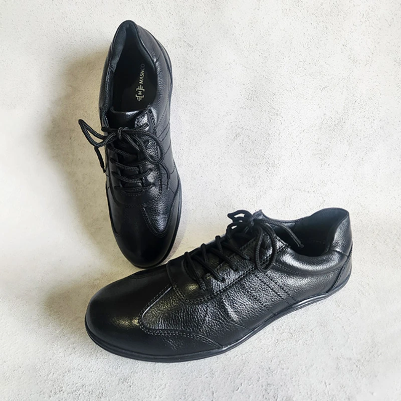 Premium Leather Sneaker in Black - Image 4