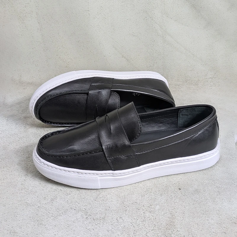 Men's Leather Sneaker in Black - Image 4