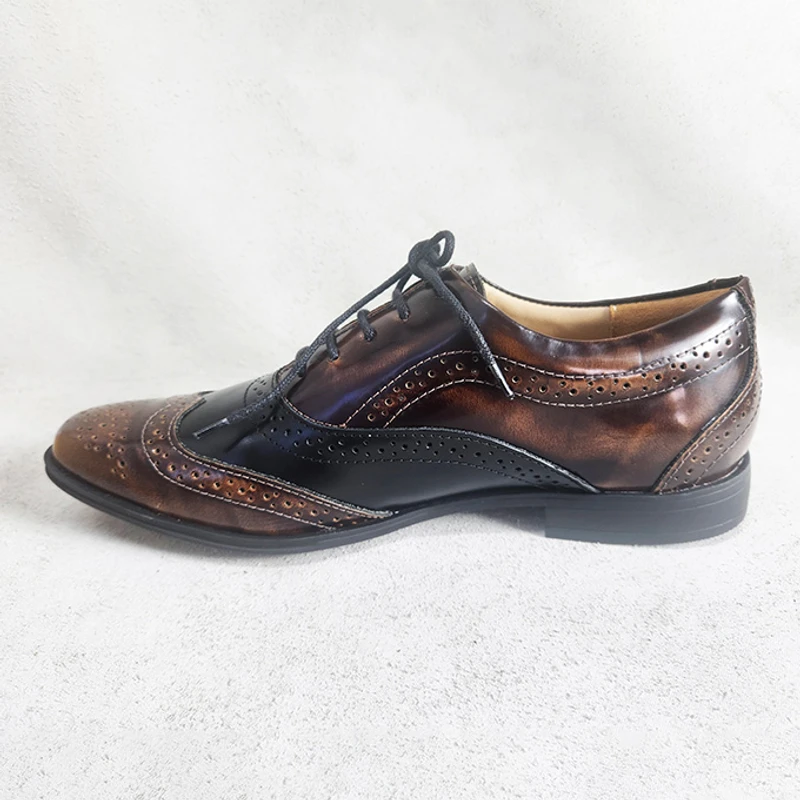 Men's Dress Shoe in Two Tone
