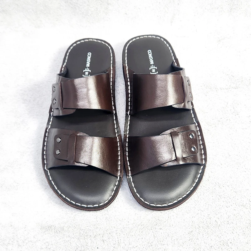Lightweight Leather Sandal in DBR