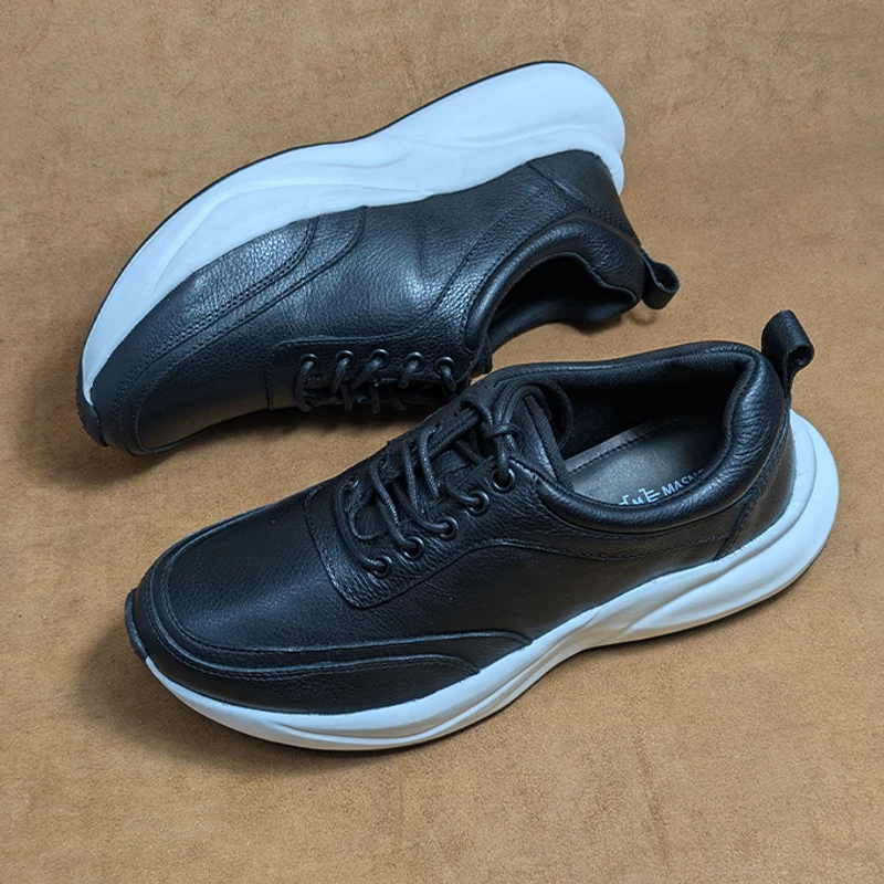 High Quality Men's Leather Sneaker in black - Image 9