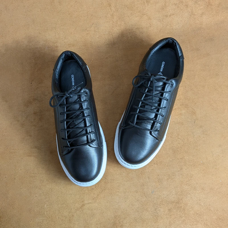Men’s Premium Leather Sneaker in Black - Image 4