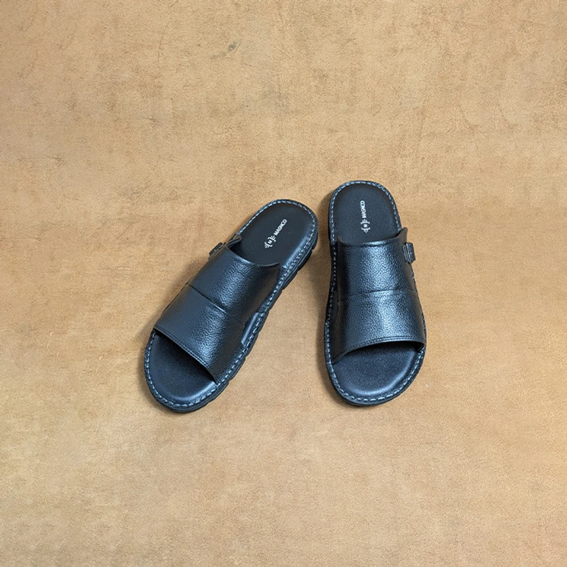 Premium Leather Slider - Image 7