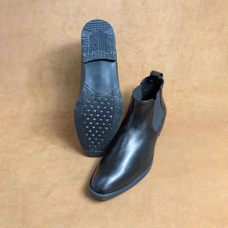 Men’s Leather Chelsea Boot