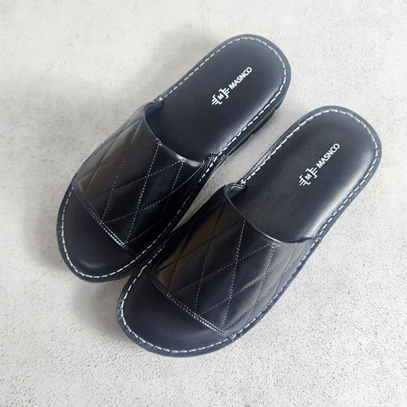 Leather Slider with maximum comfort in Black - Image 3