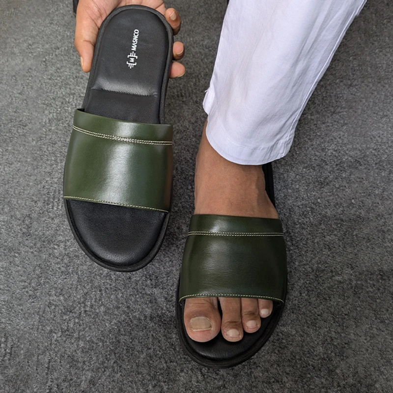 Leather Slider with maximum comfort in Green - Image 5