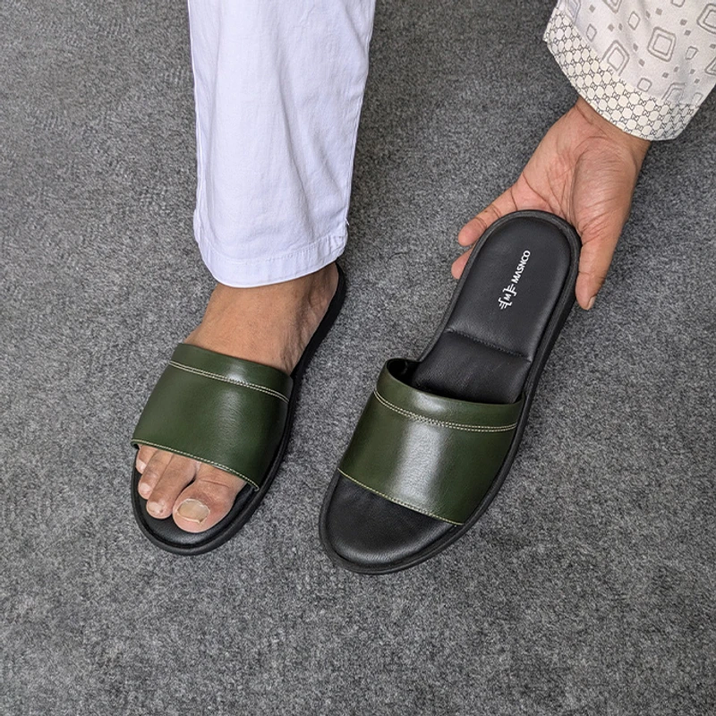 Leather Slider with maximum comfort in Green - Image 6
