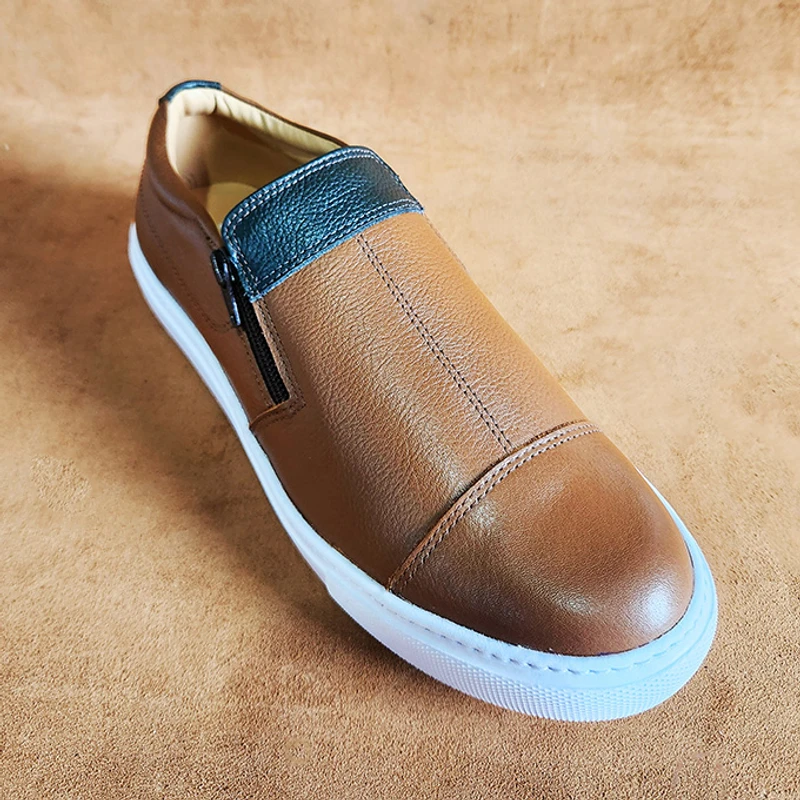 Lightweight 100% Leather Sneaker - Image 3