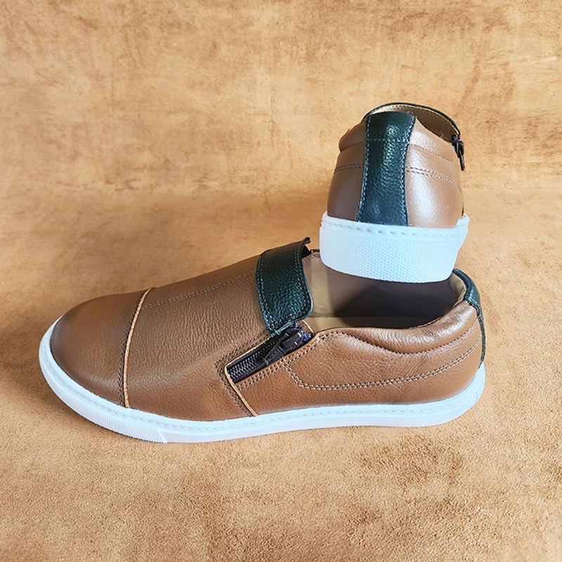 Lightweight 100% Leather Sneaker - Image 5