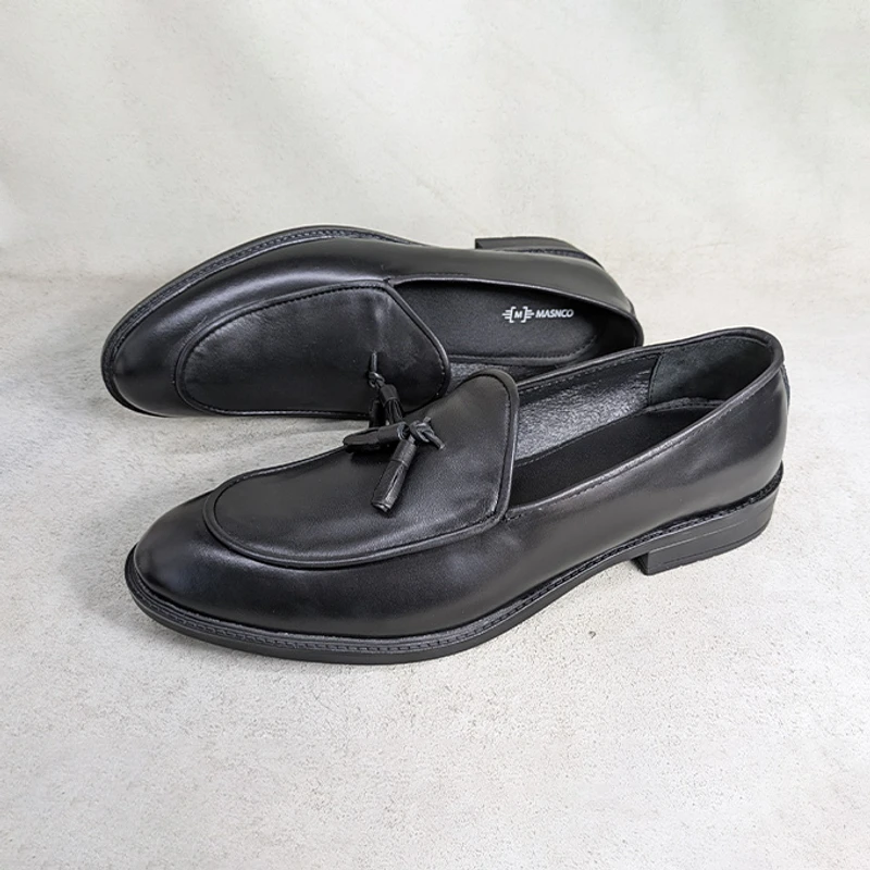 Men's Leather Shoe in Black