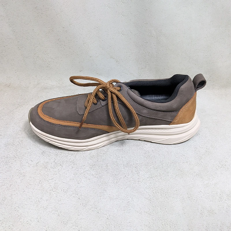 High Quality Men's Leather Sneaker in olive - Image 3