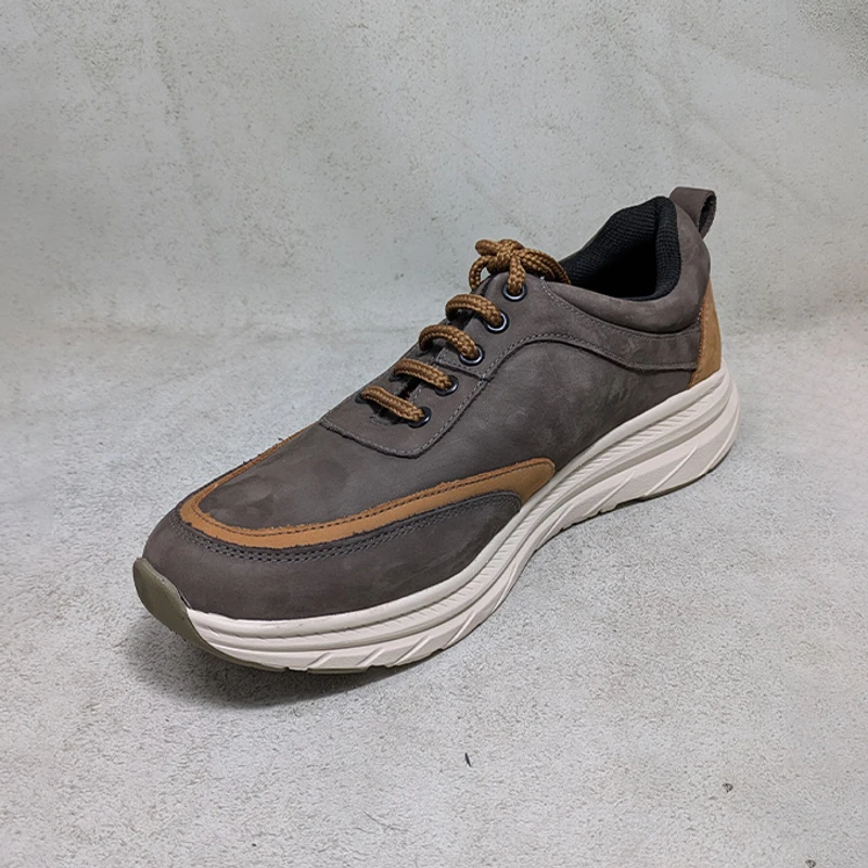 High Quality Men's Leather Sneaker in olive - Image 4