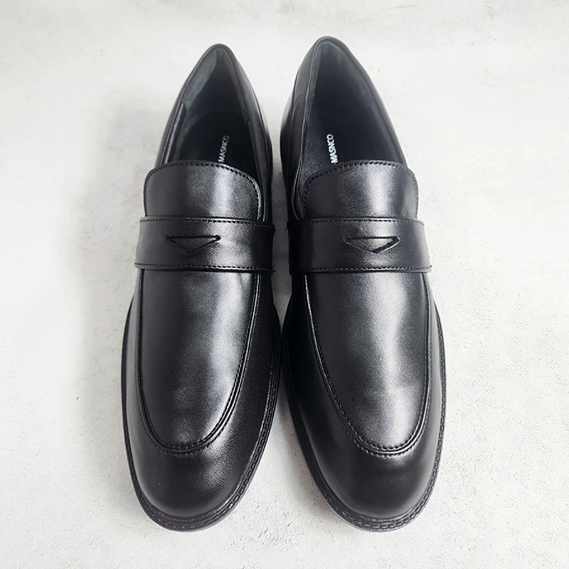 Men's Leather Shoe In Black - Image 3