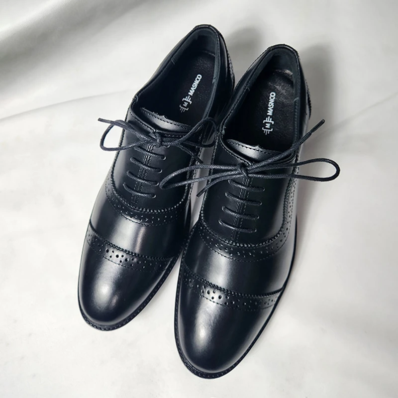 Comfortable Work Shoes for Office in black - Image 3