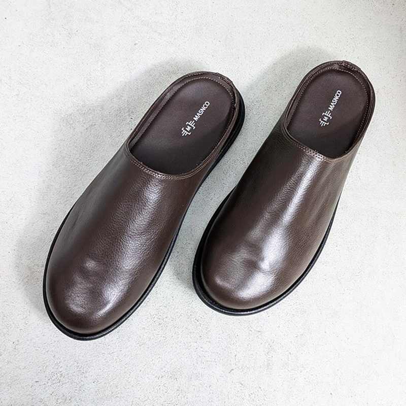 Lightweight Half Shoe in Brown