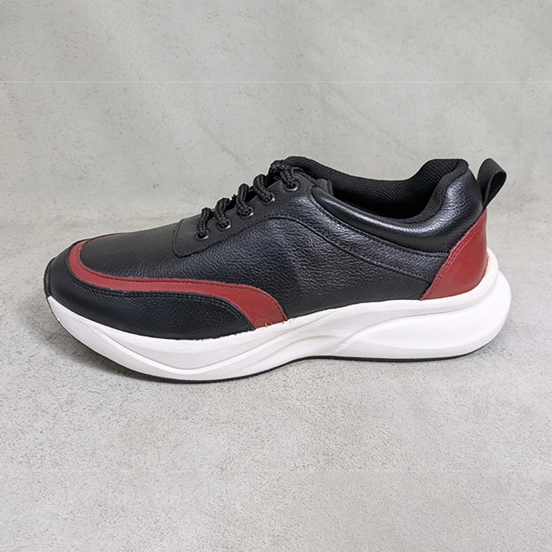High Quality Men's Leather Sneaker in Black - Image 3