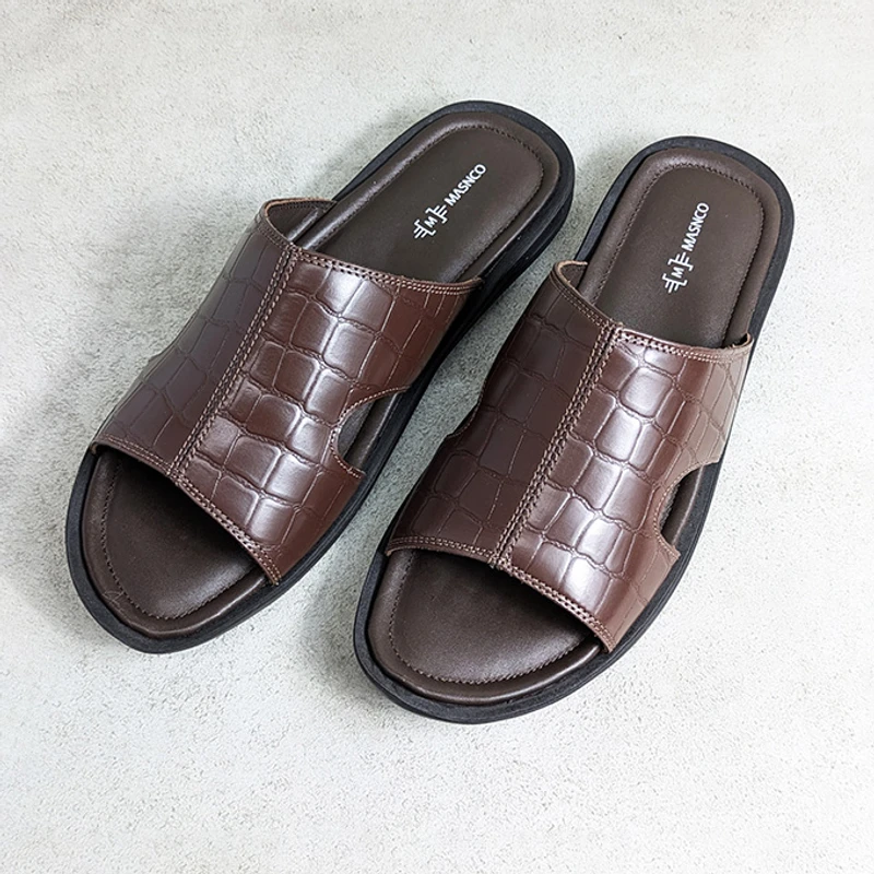 Premium Leather Slider - Image 3