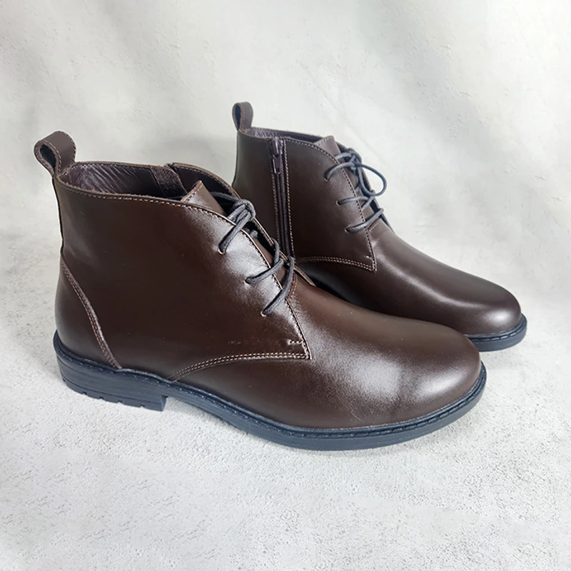 Men’s Leather Chukka Boot with Chain - Image 3