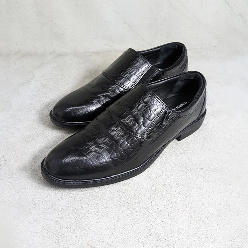 Easy to Wear Leather Shoe (Elastic & Chain on the Sides) Black - Image 4