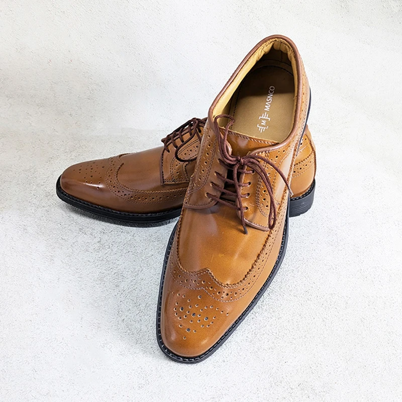 Men's Dress Shoe in Light Brown - Image 5