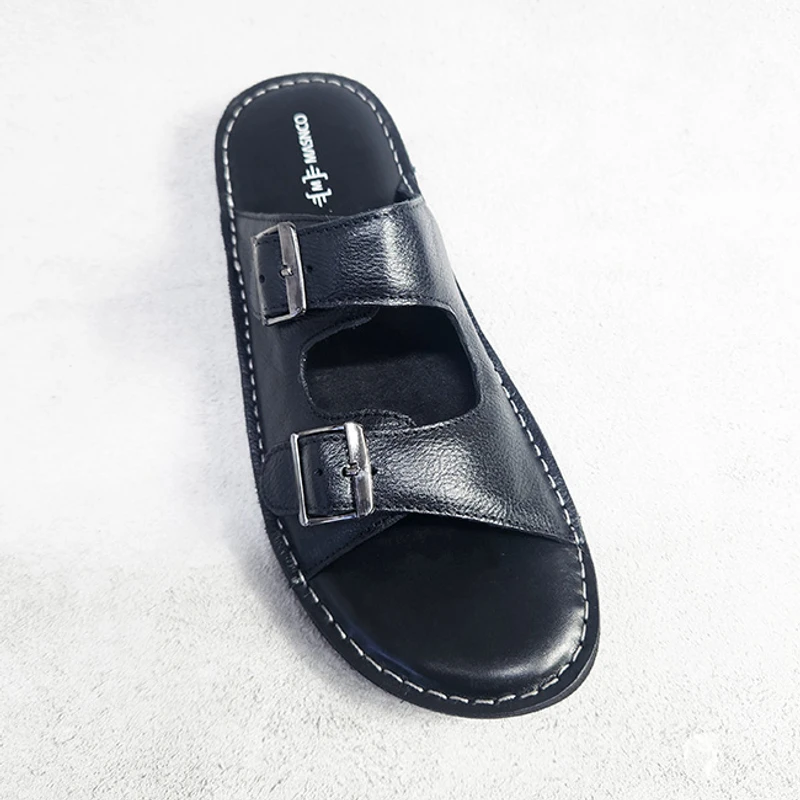 Comfortable Leather Sandal in Black