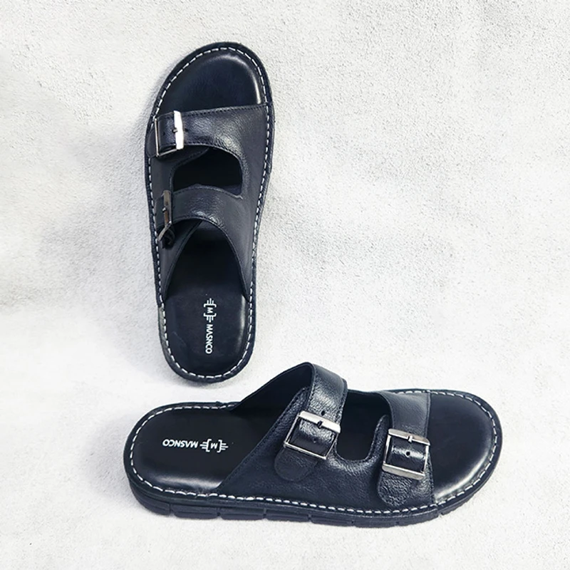 Comfortable Leather Sandal in Black - Image 5