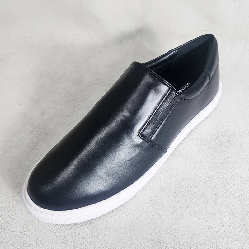 Lightweight Leather Sneaker in Black - Image 4