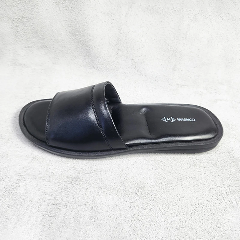 Leather Slider with maximum comfort in Black