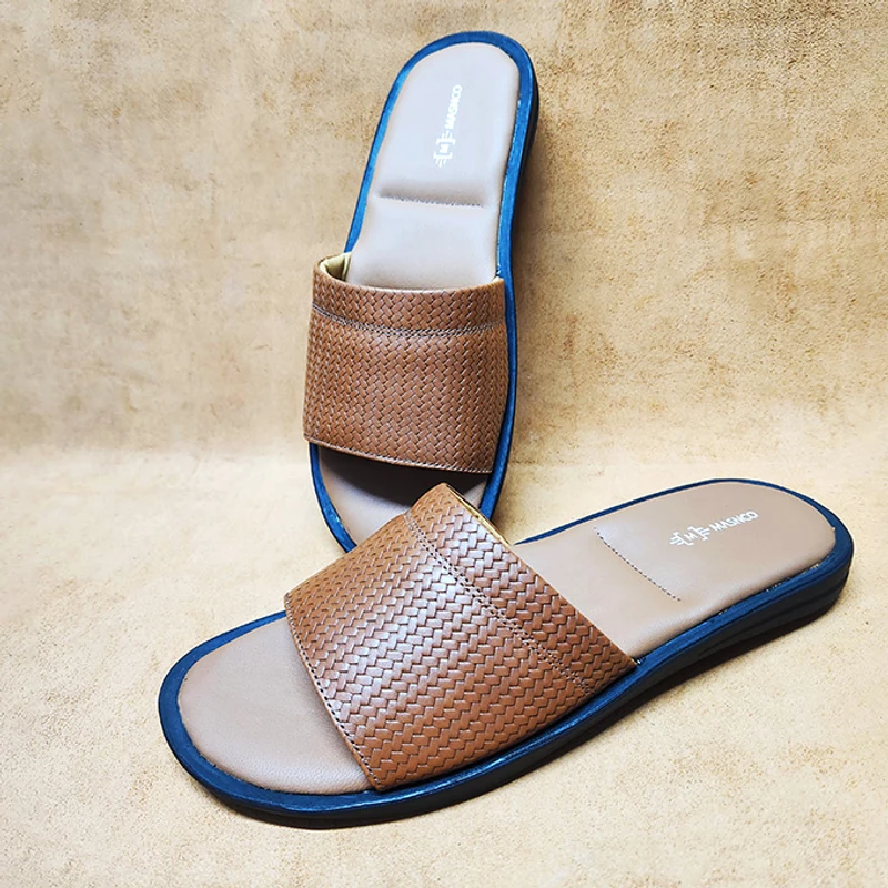 Leather Slider with maximum comfort in Printed Light Brown - Image 4