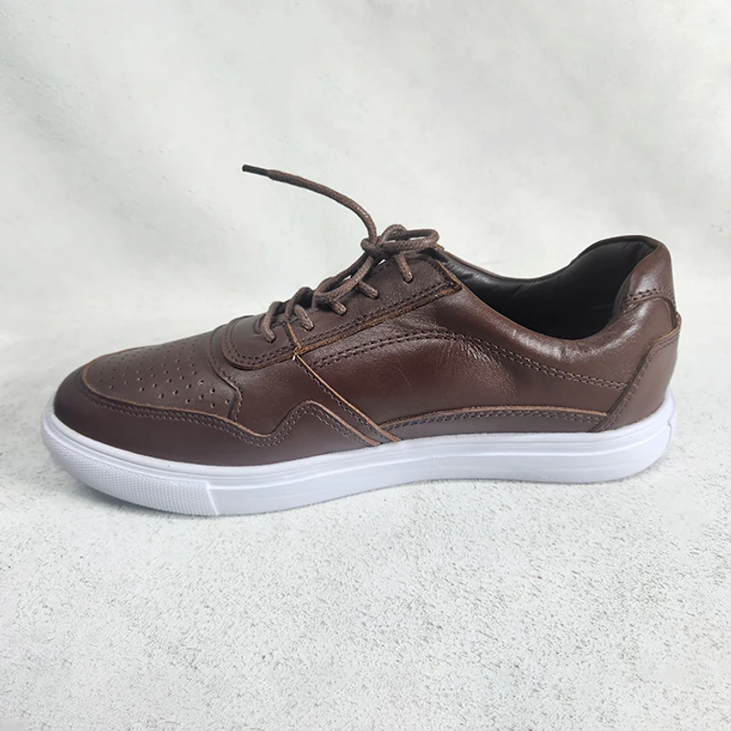 Men’s Leather Sneaker in Brown