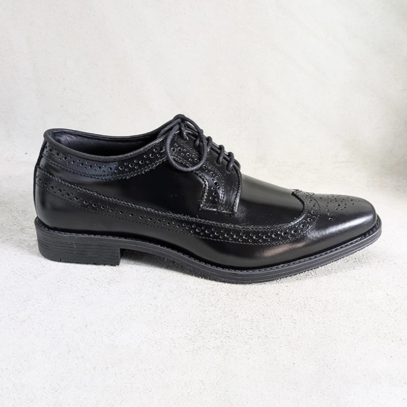 Men's Dress Shoe in Black