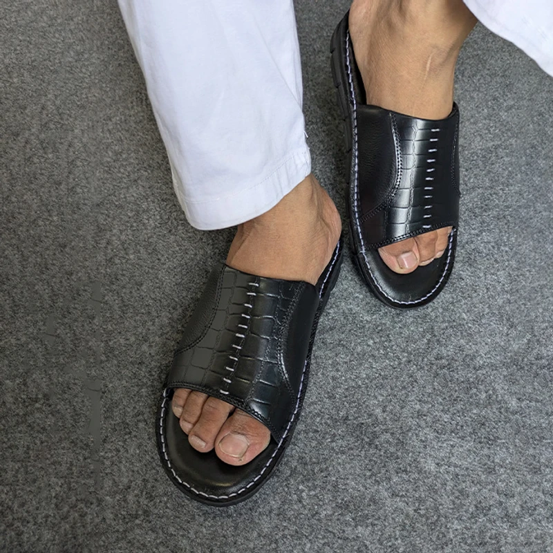 Lightweight Leather Sandal in Black - Image 7