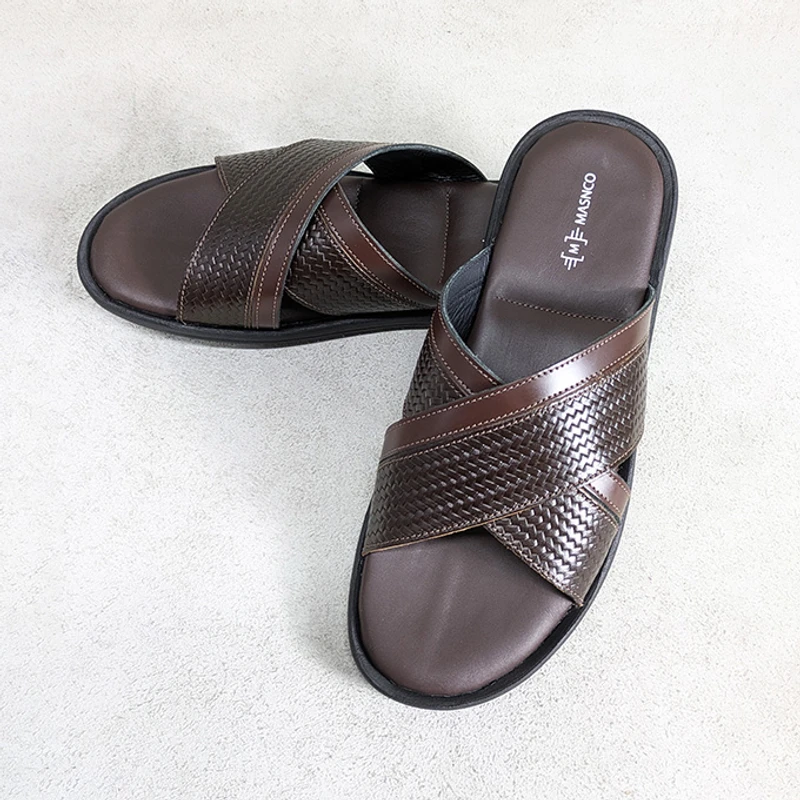 Crossover Strap Sandal In DBR