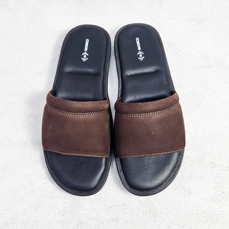 Leather Slider with maximum comfort in Nubuck