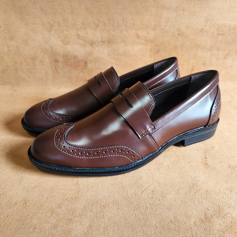Semi Brogue Leather Loafer in Dark brown