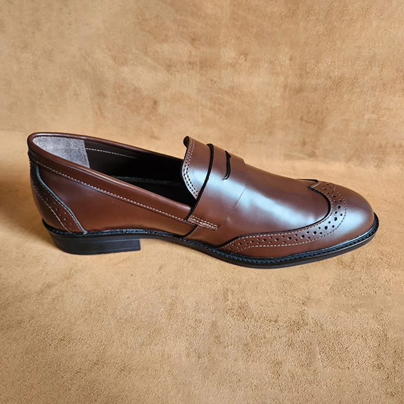 Semi Brogue Leather Loafer in Dark brown