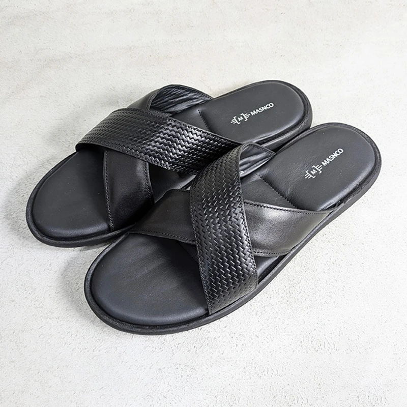 Crossover Strap Sandal In Black