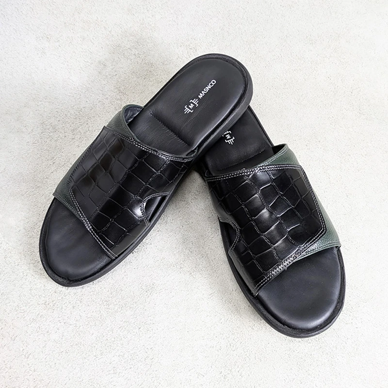 Premium Leather Slider - Image 5