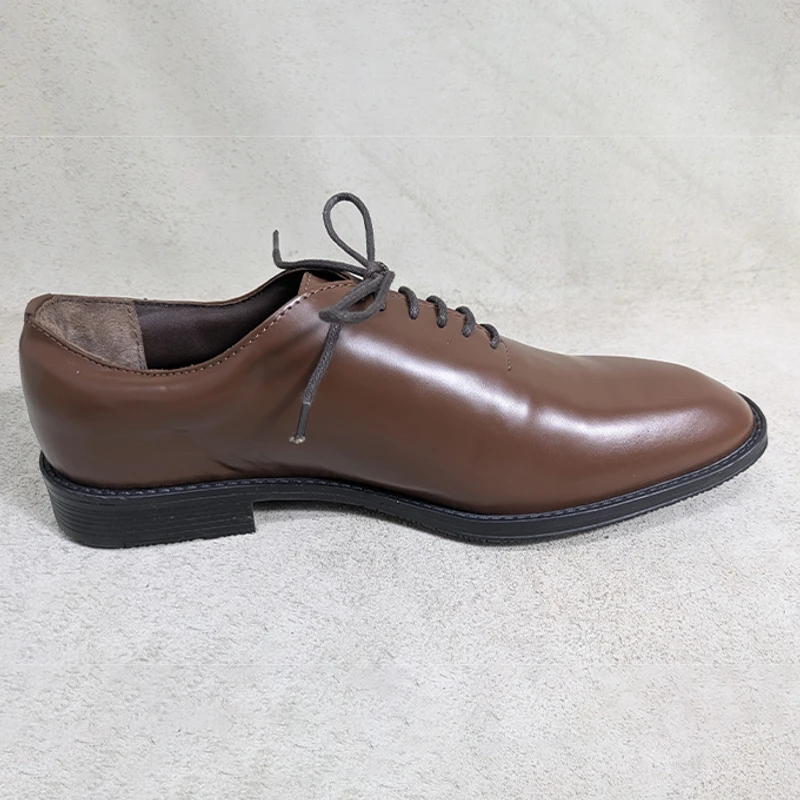 Classic Whole cut Shoe in Brown