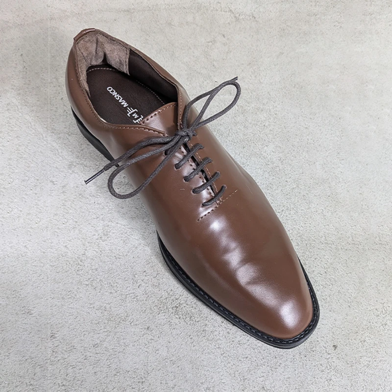 Classic Whole cut Shoe in Brown - Image 4